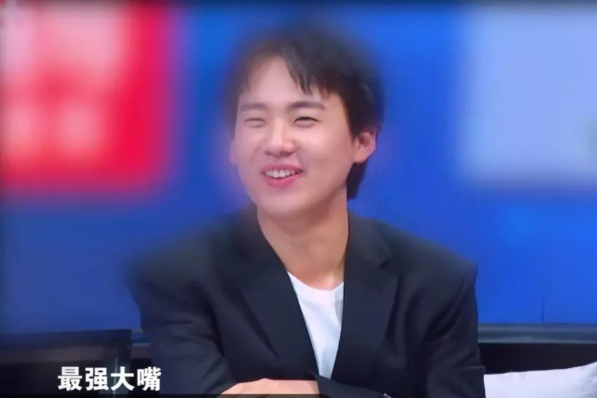 郭麒麟一句话化解“靠爹上位”质疑，原来会说话的人，开口就赢了